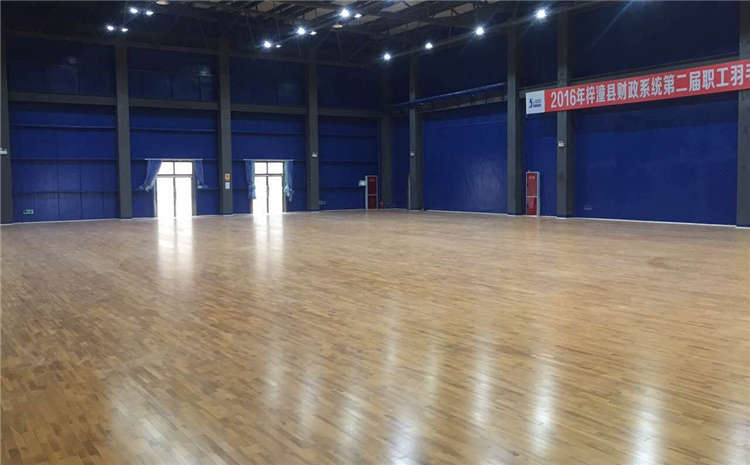 楓木木地板籃球館怎么保養(yǎng)？