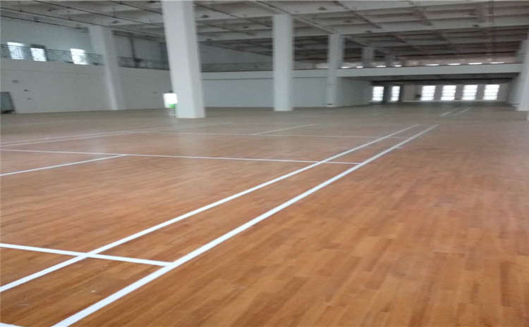 拼接板羽毛球館木地板怎么維修？