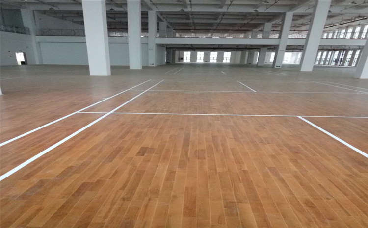 楓樺木排球館木地板一平米價(jià)格