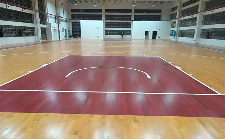橡膠木木地板籃球館結構