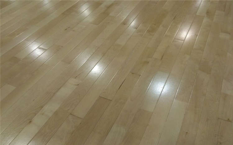 楓樺木籃球場地木地板怎么保養？